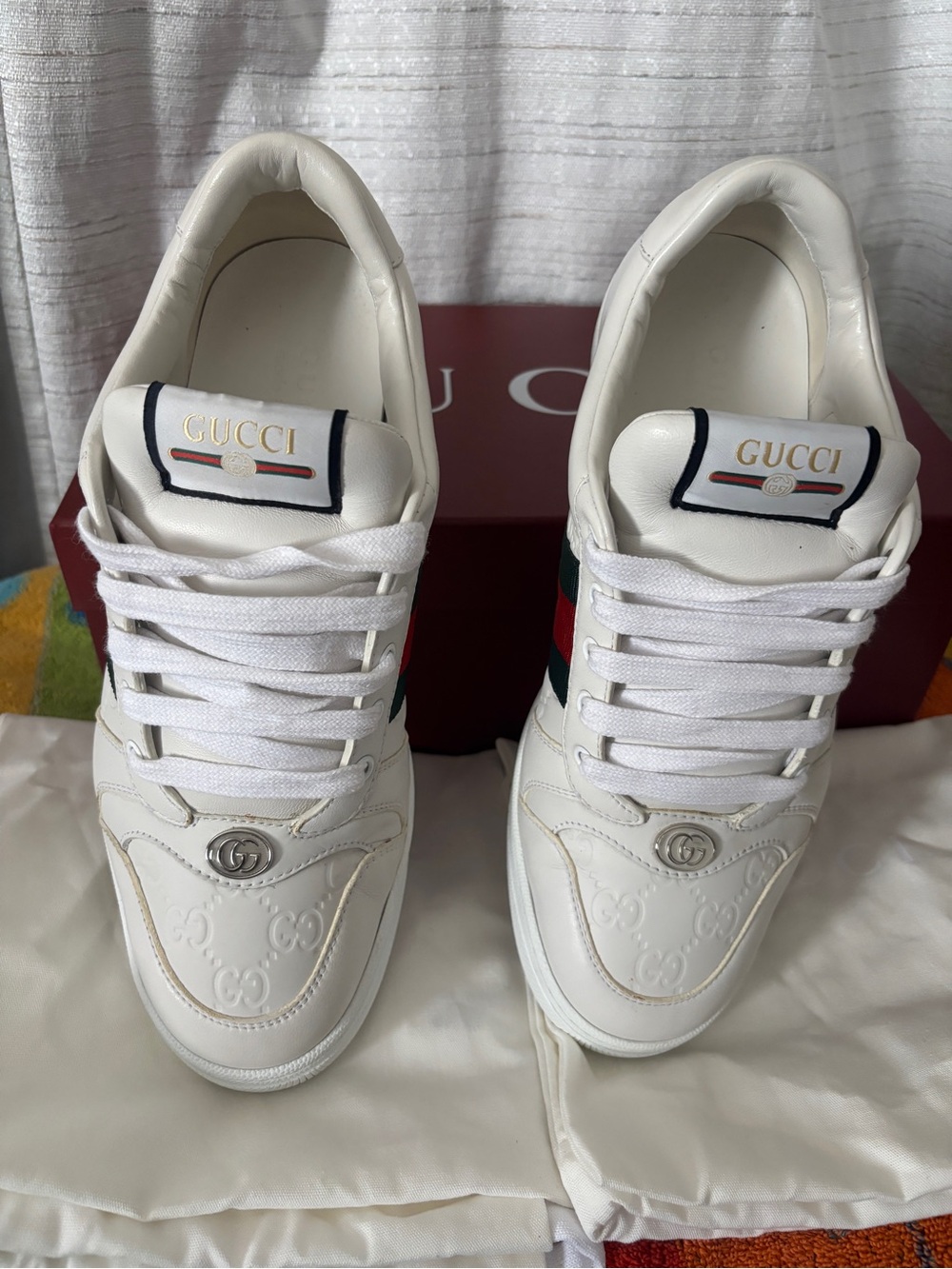Gucci Men’s White Leather Sneakers with Green & Red Web